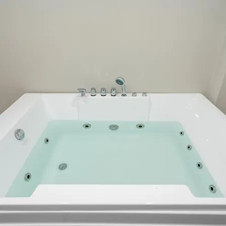 Jetted Tub Stay Passaic Exterior photo