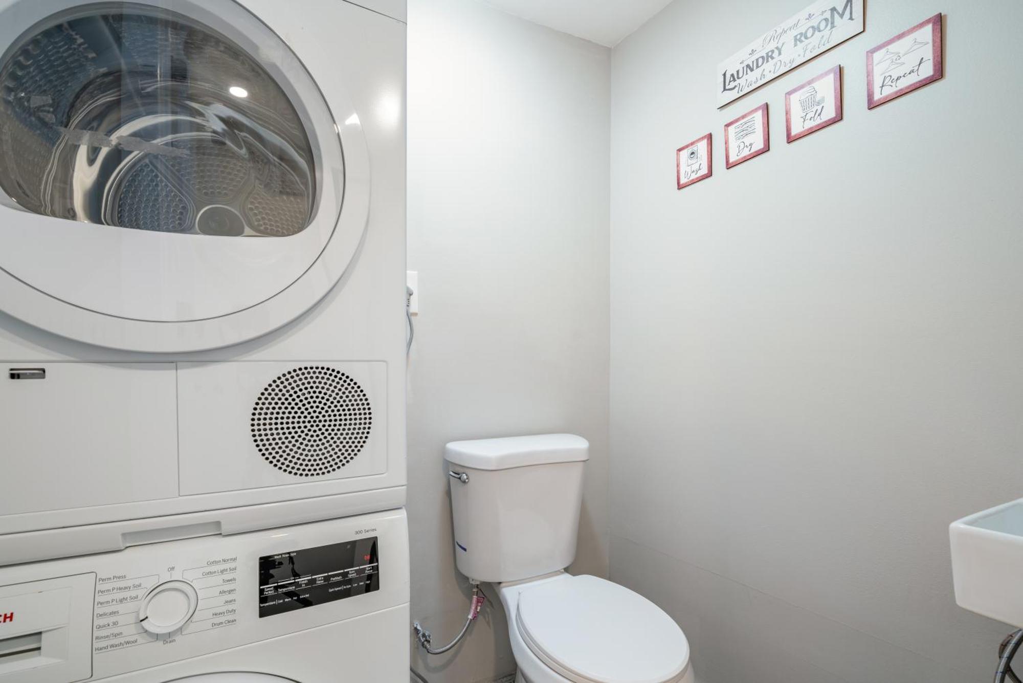 Apartment Jetted Tub *