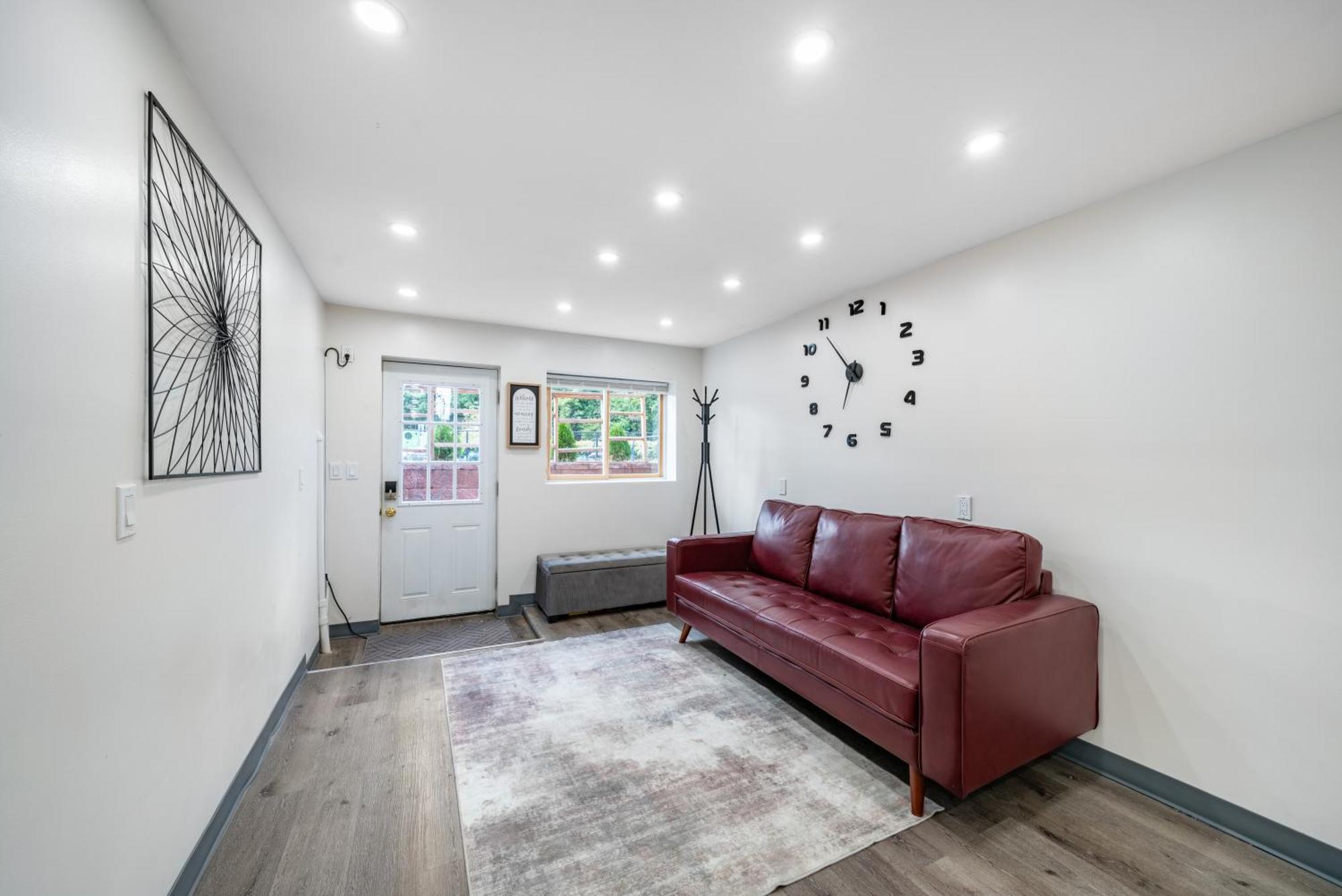 Apartment Jetted Tub